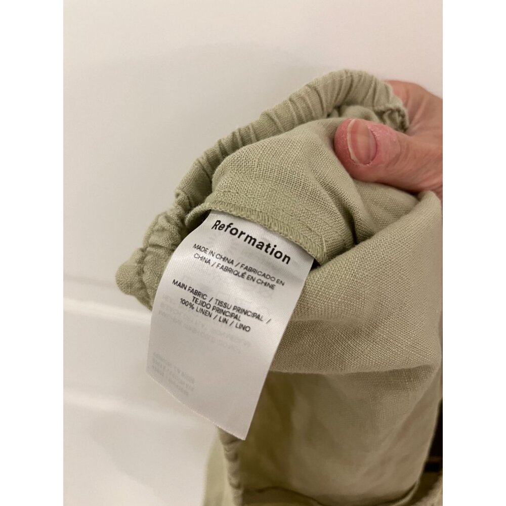 NWOT Reformation Zoey Linen Shorts in Dried Herb Size SMALL - Picture 9 of 9